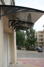 Resim Yapısan TF. Std. Kapı Üstü Pratik Sundurma Kanopi 100 x 200 cm Antrasit Gri Ayak 3mm Solid Bronz Levha 