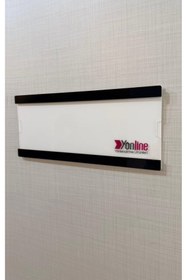 Resim Yönline Kurumsal Logolu Kapı İsimliği Siyah Pleksi Değiştirilebilir Kolay Kullanım Kendinden Yapışkanlı 