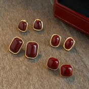 Resim Kadınlar İçin Moda Retro Hong Kong Tarzı Bordo Kare Geometrik Küpeler, Günlük Kullanım ve Tatil Hediyeleri İçin Uygun Dört Çift 