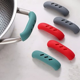 Resim 4 Adet Plastik Isıya Dayanıklı Tava Sap Kılıfları - Kızartma Tavaları İçin Uygun, Turkuaz Mavi & Kırmızı, Yanık Önleme ve Tutuş Güçlendirme için Restoranlar, Oteller, Kahve Dükkanları, Mutfak Güvenlik Araçları | Basit Tasarım | Dayanıklı Mutfak Aleti 