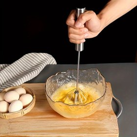 Resim 1 adet Paslanmaz Çelik El Mikseri - Pişirme, Yumurta, Krem ve Aşçılık için Çok Fonksiyonlu Çırpıcı - Ahşap Kesme Tahtalarında Kolay Vurma, Köpürtme ve Karıştırma için Dayanıklı Mutfak Aracı, Mutfak İçin Mikser 