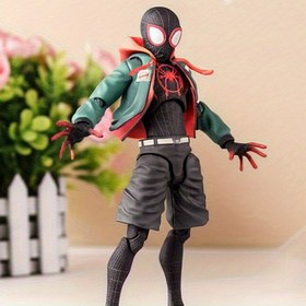 Resim MARVEL Spiderman Koleksiyon Figürü - PVC Süper Kahraman Dekoru ile Web Desenli Kıyafet, Kırmızı ve Siyah Tasarım, Ev, Ofis, Araba için Dinamik Duruş - Doğum Günleri, Noel, Sevgililer Günü, Süper Kahraman Dekorasyonları, Ofis Dekorasyonu, Eylem Duruşu Tasarımı, Detaylı El Sanatçılığı 