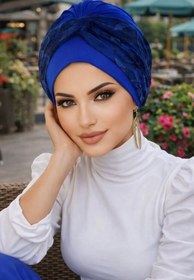 Resim Aişe tesettür Saks Mavi Çiçek Desen Burgu Bantlı Bone 
