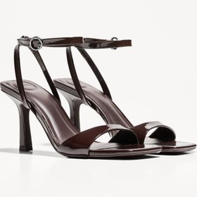 Resim Bershka Bilek bantlı ve topuklu sandalet 