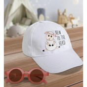 Resim Bk Kids New To The Herd Tasarımlı Beyaz Cotton Çocuk Şapkası ve Pembe Çocuk Güneş Gözlüğü Hediye Seti 