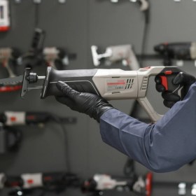 Resim Crown Akülü Tilki Kuyruğu 20 V 4 Ah Şarjlı Profesyonel Tilki Kuyruğu Testere (Çift Batarya) 