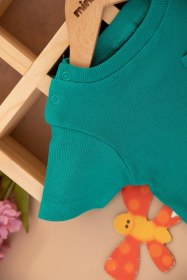 Resim Erkek Bebek Dar Kalıp Ribana Kumaş Cepli Surf Yazılı Şortlu Takım - Yeşil 25143 Yeşil 