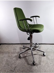 Resim Metal Krom Tekerlekli Yeşil Deri Rahat Kollu Bar Sandalyesi Yeşil 