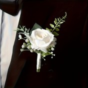 Resim 1 adet Romantik Beyaz Gül Bilekliği, Erkekler için Polyester Yakalık, Sadece Elde Yıkama, Düğünler, Galalar, Doğum Günü Partileri, Aile Toplantıları, Gelin Aksesuarları, %100 Polyester Elyaf, Masaüstü Dekoru 