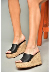 Resim Fox Shoes S996069909 Siyah Dolgu Tabanlı Kadın Terlik Siyah 