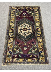 Resim El Dokuma Eskitme Yahyalı Halısı 97x164 Sarı Mor %100 Yün Halı Mor 