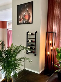 Resim Duvara Monte 6 Katlı Şarap Rafı Metal Şaraplık 