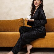 Resim Kadınların Şık Siyah Leopar Desenli Pijama Takımı - Rahat Uzun Kollu Robe ve Pantolon, Tüm Mevsimler İçin Mükemmel, Yetişkin, Rahat Giyim|Rahat Tarz|Bağcıklı Robe 