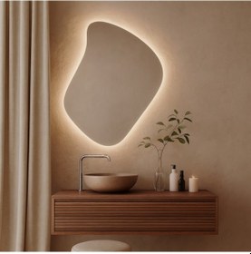 Resim 60x77 Cm Asimetrik Led Banyo Aynası Dokunmatik, Dim Edilebilir, 3000k Günışığı Modern Duvar Aynası Sarı 