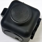 Resim Taşınabilir Sessiz Parmak Rahatlatma Cihazı - Ergonomik Masa Kas Rahatlatma Aracı Yetişkinler İçin, Beyaz ve Siyah ABS Plastik, Stres ve Kaygı Salınımı, Ev Ofisi İçin Kompakt Tasarım 