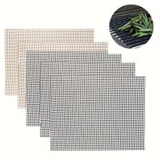 Resim 5'li Set - Yapışmaz BBQ Izgara Filesi, Yeniden Kullanılabilir ve Isıya Dayanıklı Izgara Matları, Kolay Temizlenir ve Kesilebilir Barbekü Filesi, Açık Hava Izgarası için Uygun - Gaz, Kömür Izgarasında Çalışır (3 adet Siyah ve 2 adet Kahverengi) 