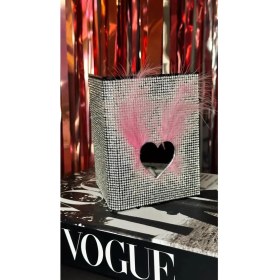 Resim Oasis Life Taşlı Ruhsat Kılıfı Kalp Ayna ve Tüy Koleksiyon 