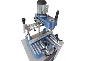Resim Uludağ Kopya Freze Makinesi Alüminyum Pvc Indüksiyon Motorlu 