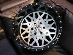 Resim R1 Wheels 20 inç 6*139.7 ET44 Parlak Siyah Jant Takımı (J-2048) 