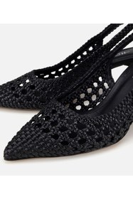 Resim Hotiç Kadın Siyah Örgü Detaylı Arkası Açık Kısa Topuklu Stiletto 
