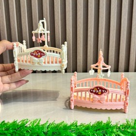 Resim Oyuncak Ev Minyatür Beşik Yatağı, Oyuncak Ev Yatak Odası Mobilyaları | DIY Oda Aksesuarları Dekorasyonu | Masaüstü Minyatür Süslemeler | Büyüleyici Minyatürler | Minyatür Yatak Odası Mobilyaları BJD küçük dekorasyonlar, tatil ve doğum günü hediyeleri 
