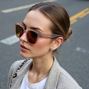 Resim Kadın Retro Vintage Moda Gözlükleri - Büyük Yuvarlak Çerçeve, Anti-Refleks Reçine Lensler, Polikarbon Malzeme, Zarif Beyaz ve Altın Detaylar, Rahat veya Şık Kıyafetler İçin Mükemmel, Moda Gözlükleri | Klasik Yuvarlak Lensler | Dayanıklı Gözlükler 