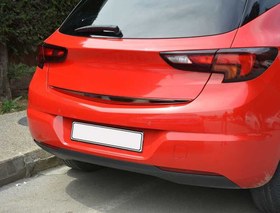 Resim OMSA Opel Astra K HB Siyah Krom Bagaj Çıtası 2015-2021 Arası 