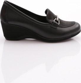 Resim Dgn 2352 Kadin Metal Aksesuarli Comfort Ayakkabi 2352-2-R11294 Siyah 