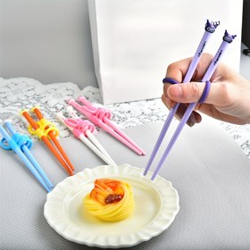 Resim New Cute Kuromi Learning Chopsticks And Adorable Melody Dining Utensils from Sanrio. 