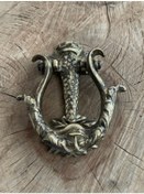 Resim FİGÜRLÜ ANTİK SARI DÖKÜM PİRİNÇ KAPI TAK TAK KAPI TOKMAGI 