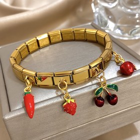Resim 1 Adet Vintage Bohemian Elastik Paslanmaz Çelik Bilezik Kadınlar İçin - Ayarlanabilir Esnek Altın Tonlu Zincir Kırmızı Emaye Kiraz, Çilek, Elma & Acı Biber Kolye Uçları ile, Partiler için Su Geçirmez Kare Bezel Takı, Müzik Festivalleri, Mardi Gras, Festival Takısı, Parti Aksesuarı, Canlı Kolye Uçları, Dayanıklı Toka 