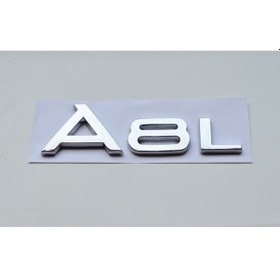 Resim Audi A8L Bagaj Yazısı 