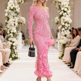 Resim Kadınlar İçin Şık Tek Omuz Deniz Kızı Parti Elbisesi, Fırfırlı Etek Ucu ve Parlak Boncuk Detaylı - Düğünler ve Galalar İçin Dik Yakalı Resmi Abiye Elbise 