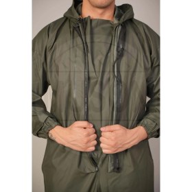 Resim Muson Su Geçirmez Yeşil Boy Tulum Yağmurluk – Fermuarlı Kapüşonlu Çizme Entegreli Tek Parça Koruyucu Giysi – Balıkçılık, Tarım, Inşaat ve Yağmurlu Havalarda Dış Mekan Kullanımına Uygun 