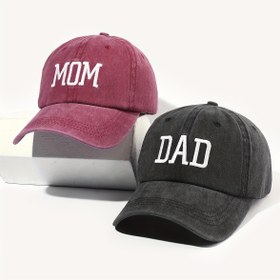 Resim 2 adet Elegant Dantel Polyester Beyzbol Şapkaları, Ayarlanabilir Snapback, Güneş Koruması, Esnek Olmayan Kumaş, Tüm Mevsimler İçin İdeal, Çiftler İçin Mükemmel - ANNE ve BABANIN 