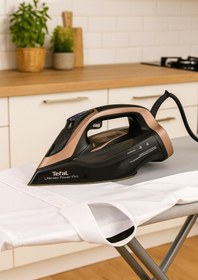 Resim TEFAL Akıllı Durilium AirGlide Autoclean Taban 3200W Buharlı Ütü Ultimate Power Pro FV9E5 