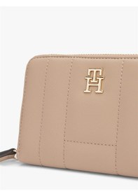 Resim Tommy Hilfiger Th Femınıne Med Za Kadın Bej Cüzdan - Aw0aw17476 Bej 