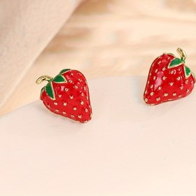 Resim Sevimli Çizgi Film Çilek Küpeler: Günlük Kullanım veya Partiler için Mükemmel 316 Paslanmaz Çelik İğneli Çinko Alaşımlı 