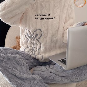 Resim Kışlık Kadınlar İçin Sıcak Polar Pijama Takımı, Sevimli Tavşan Desenli Rahat Ev Kıyafeti 