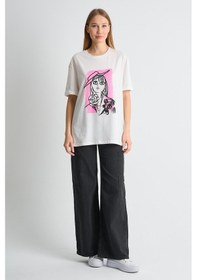 Resim Alexandergardı Baskılı Bisiklet Yaka Kadın T-shirt Ekru 