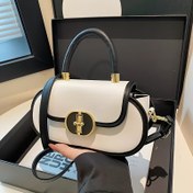 Resim Yeni Moda Şık Küçük Kare Çanta, Benzersiz Tasarım Tek Omuz Çantası, Hafif Lüks Marka Duygusu Çok Amaçlı İlkbahar/Yaz Mat El Çantası, Kadınlar İçin Premium Kalite Crossbody Çanta 