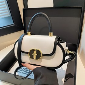Resim Yeni Moda Şık Küçük Kare Çanta, Benzersiz Tasarım Tek Omuz Çantası, Hafif Lüks Marka Duygusu Çok Amaçlı İlkbahar/Yaz Mat El Çantası, Kadınlar İçin Premium Kalite Crossbody Çanta 