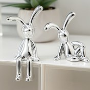 Resim 2 Adet Modern Gümüş Kaplama Reçine Tavşan Dekorasyonu, Fantazi Temalı Dekoratif Koleksiyonlar, Oturma Odası, Yatak Odası ve Çeşitli Oda Tipleri İçin Uygun, Arkadaşlar İçin İdeal Paskalya Hediyeleri 