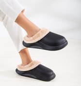 Resim SOFT FASHION Kadın Siyah Içi Kürklü Son Moda Kışlık Sıcak Tutan Özel Su Geçirmez Terlik - Yükseklik 3 Cm 