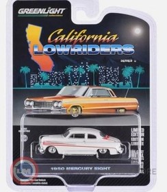 Resim 1:64 Greenlight 1950 Mercury Eight Coupe in Matte White with Metallic Orange Scallops 