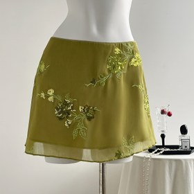 Resim Kadın Y2K Tarzı Çiçek Nakışlı Moda Etek, Yeşil Uzun Akışkan Y2K Etek ile İncelikli Altın Çiçek Desenleri, Tüm Mevsimler için Polyester Etek, Günlük veya Parti Giyim için, Tüm Mevsimler Etek | Trendy Etek | Nakışlı Etek, Kadın Etek 