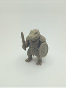 Resim shop Zırhlı Kertenkele Savaşçı Figürü | Masaüstü Oyun ve Koleksiyonluk 