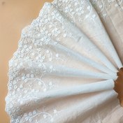 Resim Beyaz Nakışlı Dantel Kenar, 21cm Genişlik, Perde/Yaka ve Kolluklar ya da Yastıklar için DIZAYN BEZELEME - 1 Metre Çok Amaç İşlemeli Fiyonk Etekliği (Ruffle), Giysilerle Tikmeye Uygun Beyaz Şifon, Șık Naksızlama, Ýumuşak Daktilo Ev dekorasyona uygundur 