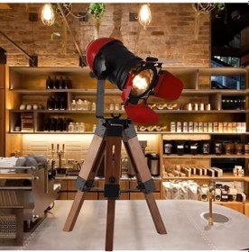 Resim Yüceeller Retro Kırmızı Başlıklı Tripot Ayaklı Lambader 