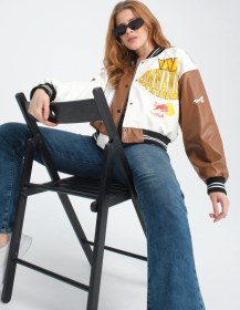 Resim Kadın Deri Overisize Çift Renkli Baskılı Kolej Ceket Çıt Çıtlı Motorcu Montu Yarışçı Bomber Ceket Kahve 